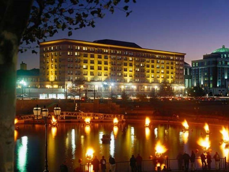 Courtyard Providence Downtown Hotel Exterior photo